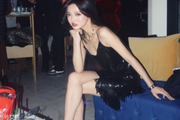 雙眼皮是埋線好還是割的好 看哪種更適合自己 雙眼皮是埋線好還是割的好 看哪種更適合自己