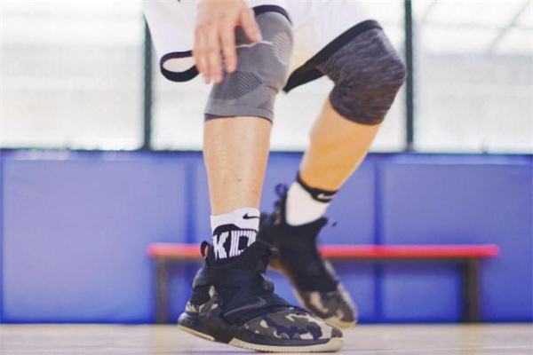 耐克士兵12實(shí)戰(zhàn)測(cè)評(píng) 士兵12打球怎么樣