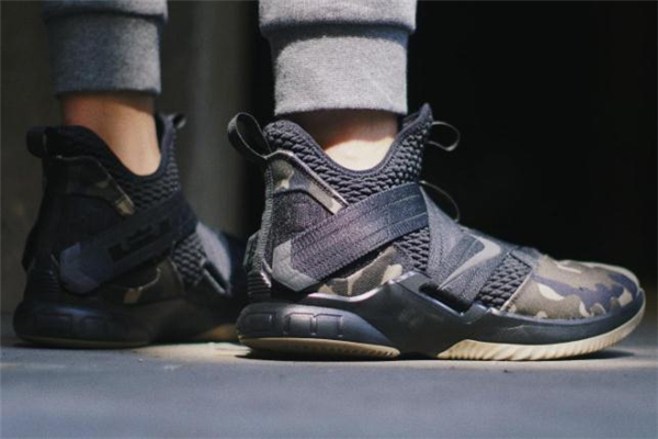 耐克士兵12實(shí)戰(zhàn)測(cè)評(píng) 士兵12打球怎么樣