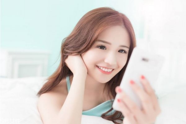 冷光美白牙齒痛嗎 完全無(wú)痛感 冷光美白牙齒痛嗎 完全無(wú)痛感