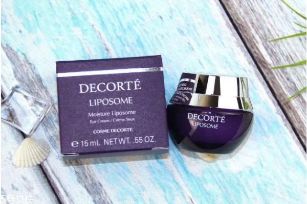 眼霜用在護(hù)膚哪個步驟 眼霜在水乳前還是后