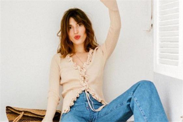 法式服裝風(fēng)格是什么 法式服裝主要特點 法式服裝風(fēng)格是什么 法式服裝主要特點