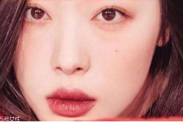 光子嫩膚反黑是怎么回事 光子嫩膚適合什么膚質(zhì) 光子嫩膚反黑是怎么回事 光子嫩膚適合什么膚質(zhì)