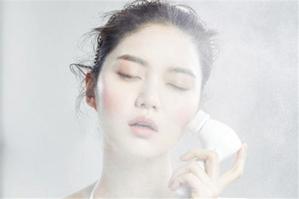 自體脂肪能填充臥蠶嗎 自體脂肪可以填充哪些部位 自體脂肪能填充臥蠶嗎 自體脂肪可以填充哪些部位