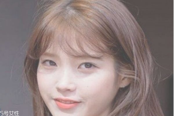 女生斜劉海有幾種類型 好看的斜劉海發(fā)型圖片 女生斜劉海有幾種類型 好看的斜劉海發(fā)型圖片