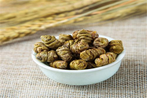 鐵皮石斛能和茶葉一起泡嗎 鐵皮石斛應(yīng)該怎么泡 鐵皮石斛能和茶葉一起泡嗎 鐵皮石斛應(yīng)該怎么泡