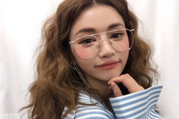 蛋卷頭發(fā)型有哪些 最新蛋卷頭發(fā)型推薦 蛋卷頭發(fā)型有哪些 最新蛋卷頭發(fā)型推薦