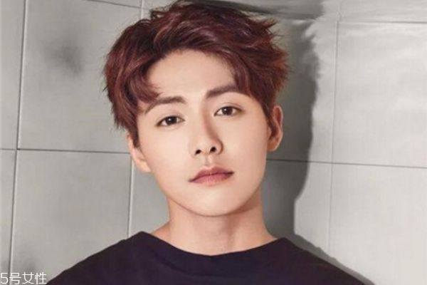 頭發(fā)少適合什么發(fā)型男 男生頭發(fā)稀少發(fā)型好看 頭發(fā)少適合什么發(fā)型男 男生頭發(fā)稀少發(fā)型好看