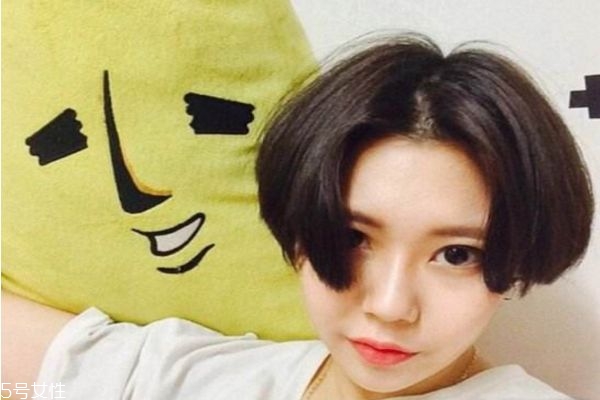 女生適合剪的男生發(fā)型 女生帥氣短發(fā)發(fā)型 女生適合剪的男生發(fā)型 女生帥氣短發(fā)發(fā)型