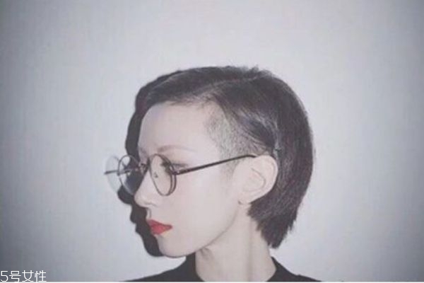 女生適合剪的男生發(fā)型 女生帥氣短發(fā)發(fā)型 女生適合剪的男生發(fā)型 女生帥氣短發(fā)發(fā)型