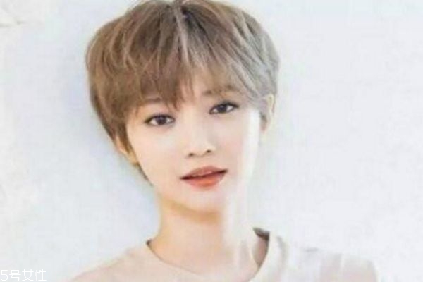 女生適合剪的男生發(fā)型 女生帥氣短發(fā)發(fā)型 女生適合剪的男生發(fā)型 女生帥氣短發(fā)發(fā)型