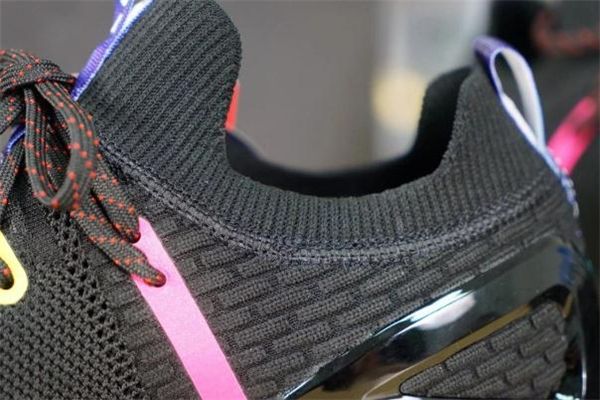 匹克態(tài)極plus開(kāi)箱測(cè)評(píng) 態(tài)極1.0plus細(xì)節(jié)評(píng)測(cè)