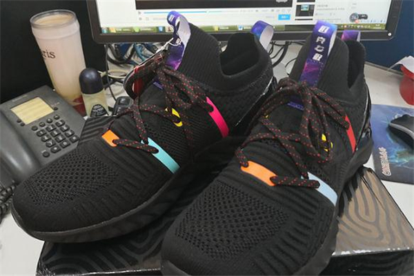 匹克態(tài)極plus開(kāi)箱測(cè)評(píng) 態(tài)極1.0plus細(xì)節(jié)評(píng)測(cè) 匹克態(tài)極plus開(kāi)箱測(cè)評(píng) 態(tài)極1.0plus細(xì)節(jié)評(píng)測(cè)