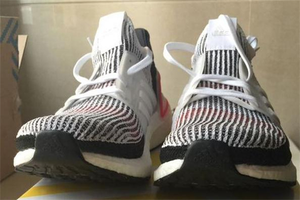 阿迪達(dá)斯ub19真假對比 ultraboost19真假鑒定