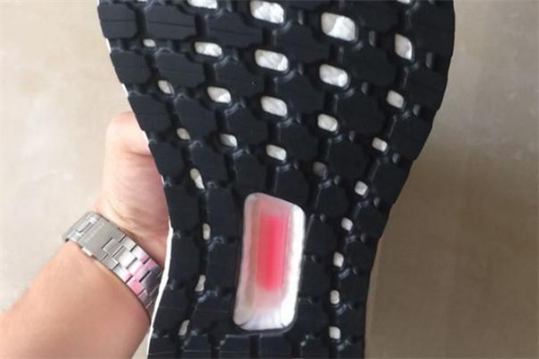 阿迪達(dá)斯ub19真假對比 ultraboost19真假鑒定