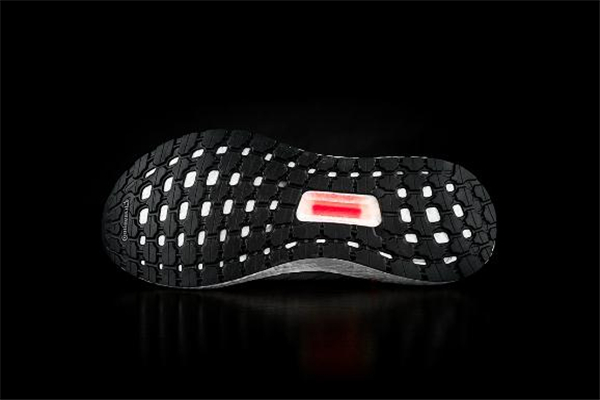 阿迪達(dá)斯ub19測評 ultraboost19腳感怎么樣 阿迪達(dá)斯ub19測評 ultraboost19腳感怎么樣