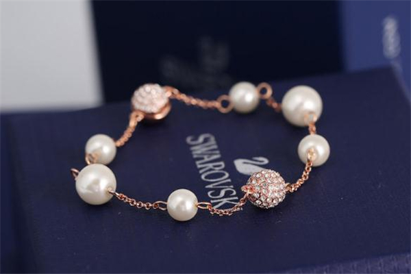 施華洛世奇手鏈斷了能保修嗎 施華洛世奇手鏈斷了怎么辦 施華洛世奇手鏈斷了能保修嗎 施華洛世奇手鏈斷了怎么辦