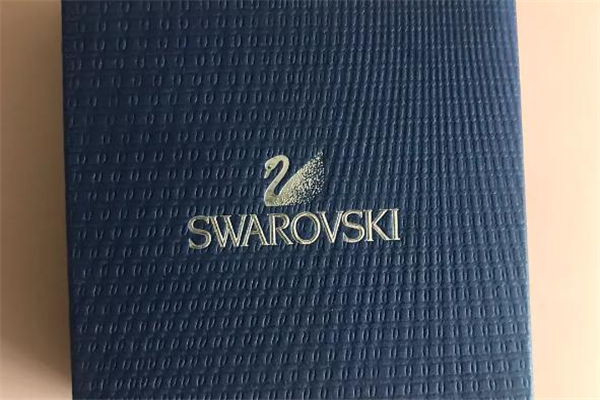 施華洛世奇手鏈真假鑒別 施華洛世奇手鏈真假對(duì)比 施華洛世奇手鏈真假鑒別 施華洛世奇手鏈真假對(duì)比