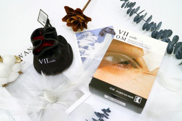 眼霜是白天用還是晚上用 早晚均可使用 眼霜是白天用還是晚上用 早晚均可使用