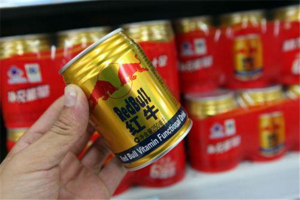 女生喝紅牛會長胡子嗎 女生喝紅牛會不會長胡子 女生喝紅牛會長胡子嗎 女生喝紅牛會不會長胡子