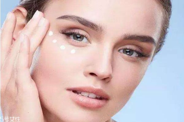 眼霜用量越多效果越好嗎 眼霜使用tips 眼霜用量越多效果越好嗎 眼霜使用tips
