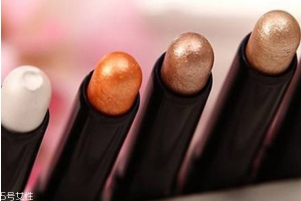 新手買啞光還是珠光 告訴你怎么做 新手買啞光還是珠光 告訴你怎么做