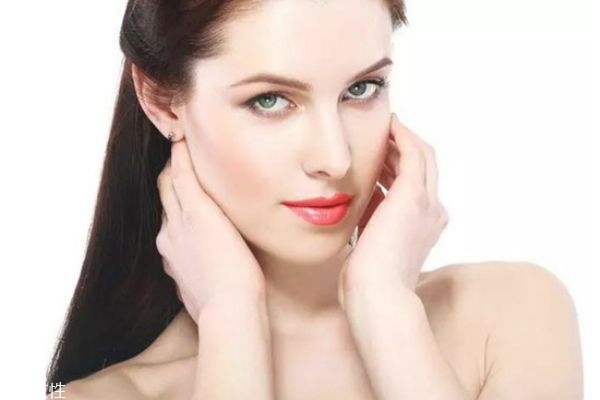 煙酰胺可以和酸用嗎 煙酰胺對皮膚的壞處 煙酰胺可以和酸用嗎 煙酰胺對皮膚的壞處