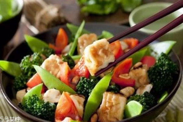 生酮飲食減肥靠譜嗎 生酮減肥法對身體的危害 生酮飲食減肥靠譜嗎 生酮減肥法對身體的危害