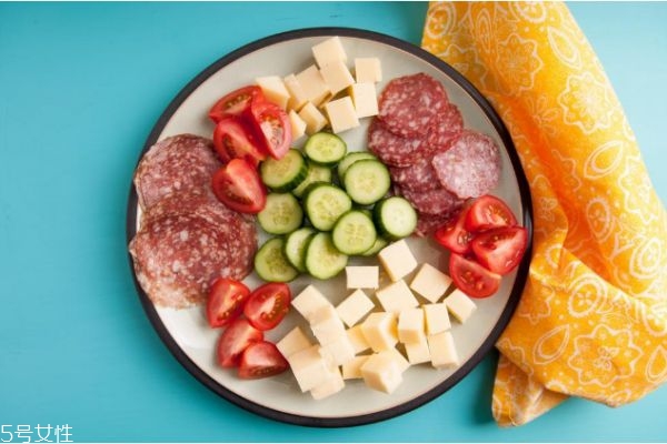 生酮飲食多久開(kāi)始減脂 生酮減肥原理 生酮飲食多久開(kāi)始減脂 生酮減肥原理