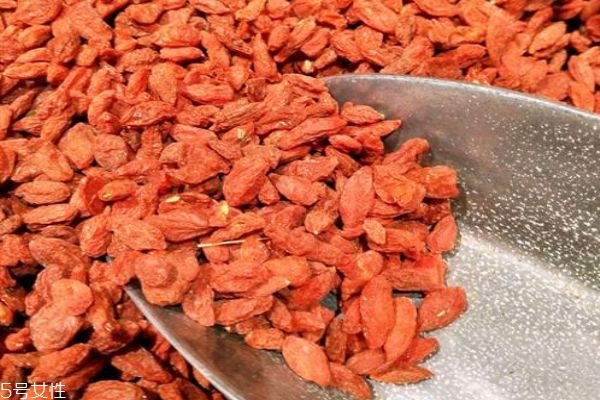 皮膚沒有光澤要吃什么 吃什么能讓臉透亮 皮膚沒有光澤要吃什么 吃什么能讓臉透亮