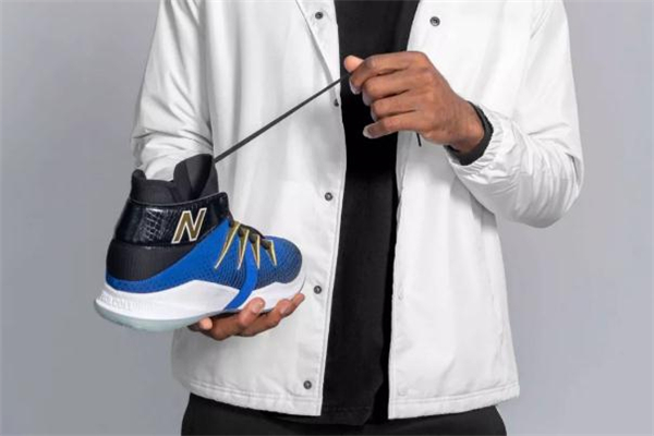 新百倫omn1s偏碼嗎 倫納德簽名鞋omn1s尺碼選擇 新百倫omn1s偏碼嗎 倫納德簽名鞋omn1s尺碼選擇