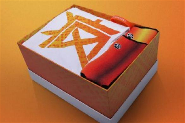 安踏虎撲聯(lián)名開箱諜照 安踏虎撲聯(lián)名是限量嗎 安踏虎撲聯(lián)名開箱諜照 安踏虎撲聯(lián)名是限量嗎