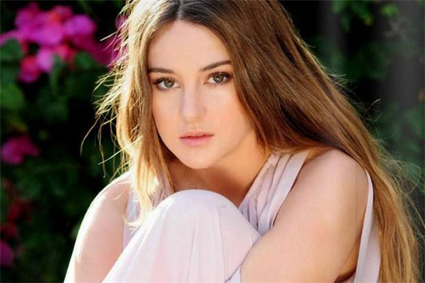 耳軟骨墊鼻尖被撞了會變形嗎 可能會歪斜 耳軟骨墊鼻尖被撞了會變形嗎 可能會歪斜