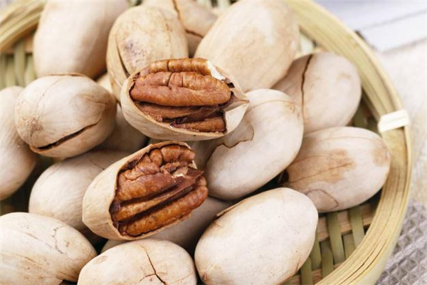 碧根果一天吃幾個好 碧根果一天吃多少合適 碧根果一天吃幾個好 碧根果一天吃多少合適