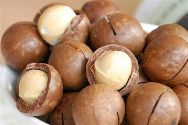 夏威夷果發(fā)霉什么樣子 夏威夷果發(fā)霉了可以吃嗎 夏威夷果發(fā)霉什么樣子 夏威夷果發(fā)霉了可以吃嗎