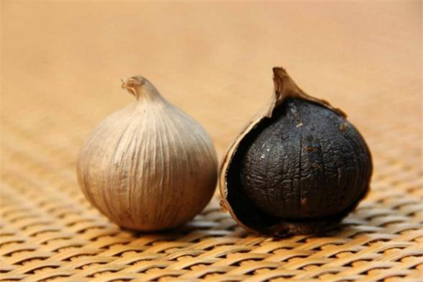 黑蒜是什么味道 黑蒜好吃嗎 黑蒜是什么味道 黑蒜好吃嗎