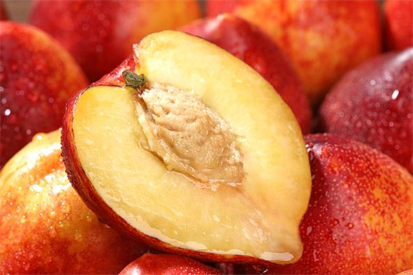 油桃常溫下可以放幾天 油桃常溫能放多久 油桃常溫下可以放幾天 油桃常溫能放多久