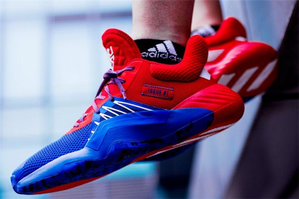 阿迪達斯米切爾1代偏碼嗎 米切爾簽名鞋偏大嗎 阿迪達斯米切爾1代偏碼嗎 米切爾簽名鞋偏大嗎