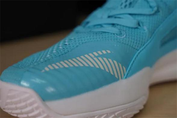 安踏kt4水花一代測(cè)評(píng) kt4水花一代實(shí)戰(zhàn)怎么樣