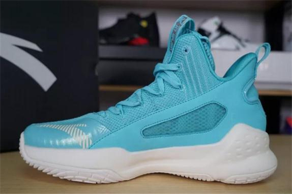 安踏kt4水花一代測(cè)評(píng) kt4水花一代實(shí)戰(zhàn)怎么樣