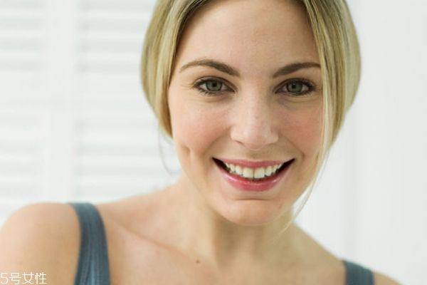 做射頻緊膚風(fēng)險(xiǎn)大不大 射頻緊膚原理 做射頻緊膚風(fēng)險(xiǎn)大不大 射頻緊膚原理