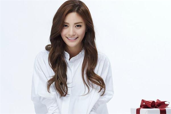 下頜角截骨手術(shù)一般多少錢(qián) 下頜角截骨大概費(fèi)用 下頜角截骨手術(shù)一般多少錢(qián) 下頜角截骨大概費(fèi)用