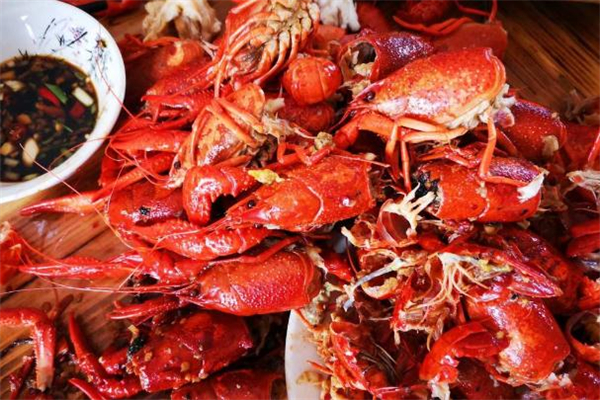 小龍蝦殼是什么垃圾 小龍蝦是干垃圾還是濕垃圾 小龍蝦殼是什么垃圾 小龍蝦是干垃圾還是濕垃圾