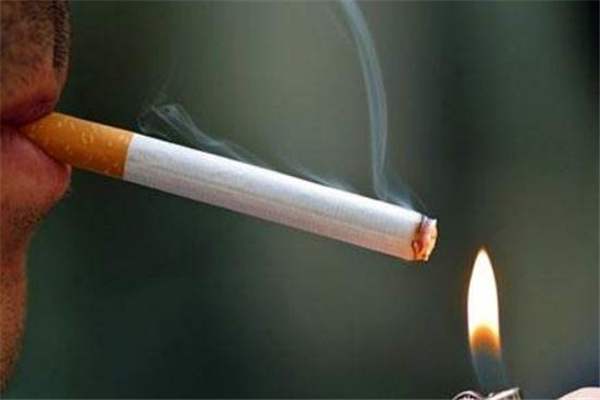 過度吸煙會導致失明嗎 過度吸煙或致失明是真的嗎 過度吸煙會導致失明嗎 過度吸煙或致失明是真的嗎