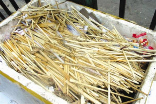 一次性筷子屬于什么垃圾 一次性筷子是可回收垃圾嗎 一次性筷子屬于什么垃圾 一次性筷子是可回收垃圾嗎