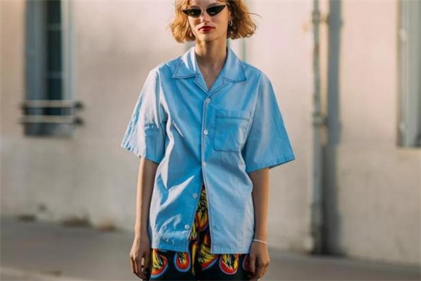 短袖襯衫什么顏色好看 今夏最潮復古穿搭 短袖襯衫什么顏色好看 今夏最潮復古穿搭