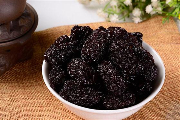 黑棗和烏棗是一種棗嗎 黑棗和烏棗有什么區(qū)別 黑棗和烏棗是一種棗嗎 黑棗和烏棗有什么區(qū)別