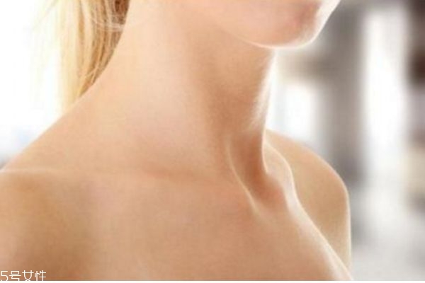 頸紋可以打除皺針嗎 頸部打除皺針 頸紋可以打除皺針嗎 頸部打除皺針