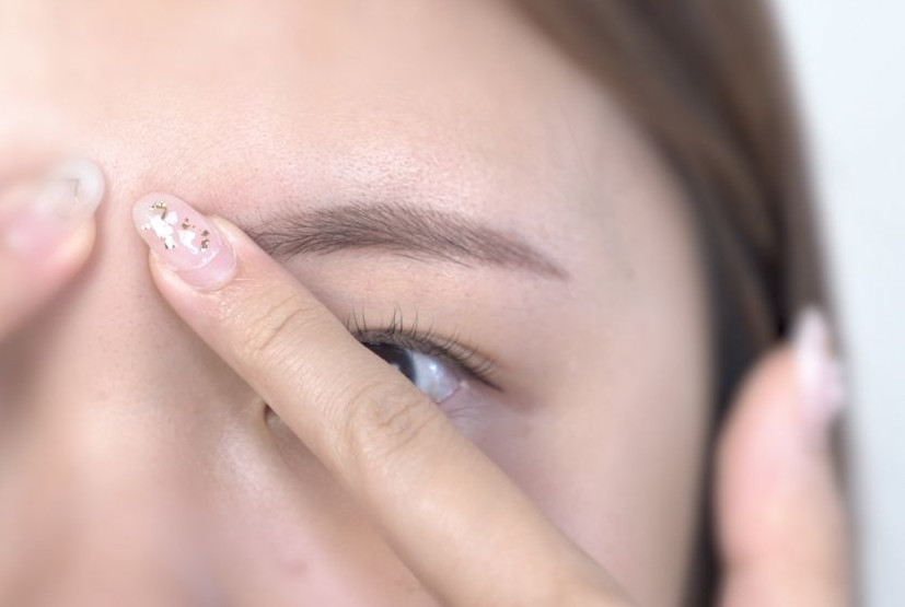 如何快速消除眼部浮腫 按壓6大穴位 如何快速消除眼部浮腫 按壓6大穴位