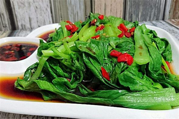 雞毛菜是上海青嗎 雞毛菜和上海青的區(qū)別 雞毛菜是上海青嗎 雞毛菜和上海青的區(qū)別